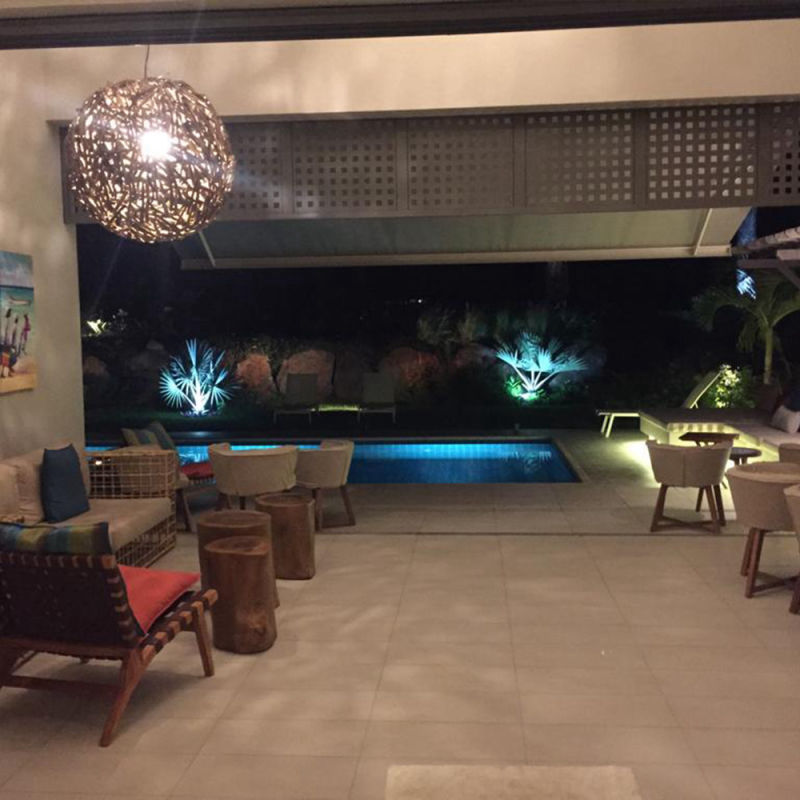 Villa Mountain View Lunge
