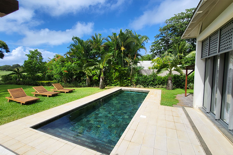 Villa Rose May